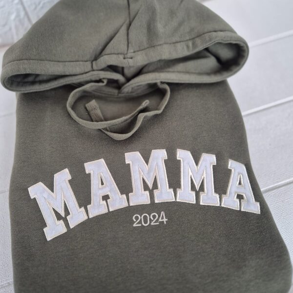 mamma, mamma boss, personalizēts izšuvums