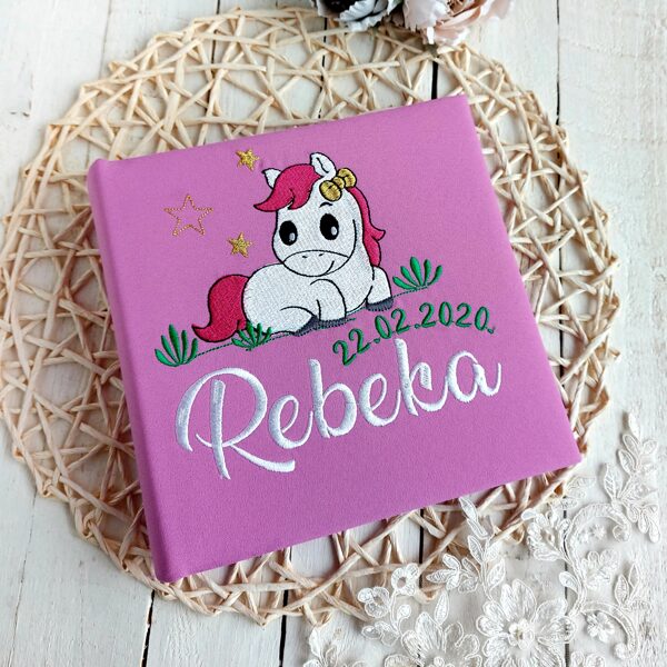 Ipaša dāvana jaundzimušajam