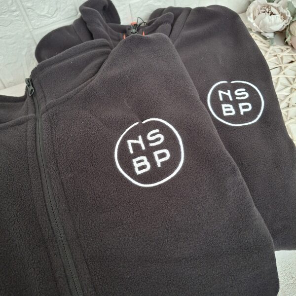 logo izšuvumi, izšūšanas pakalpojumi