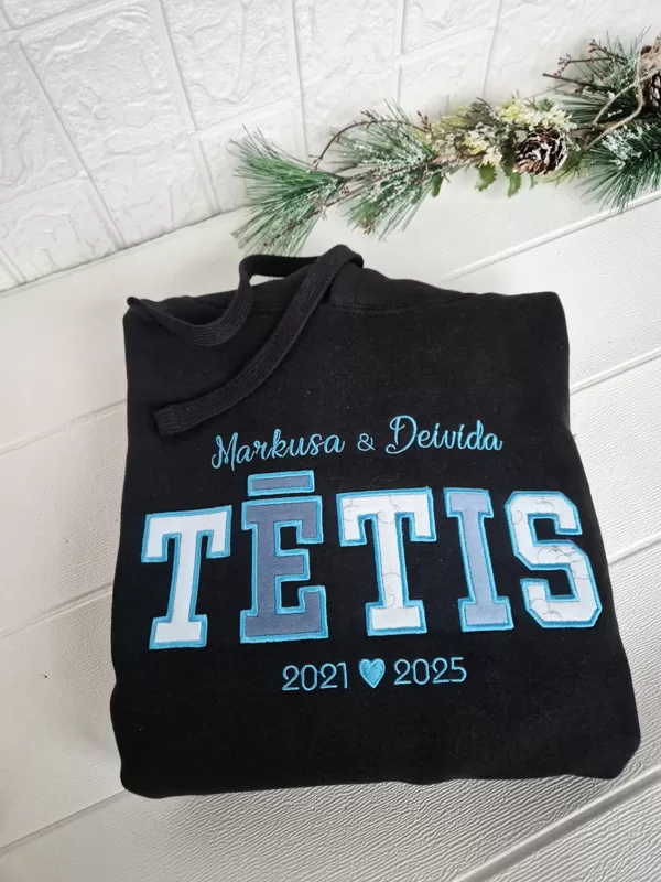 Tētis džemperis ar izšuvumu